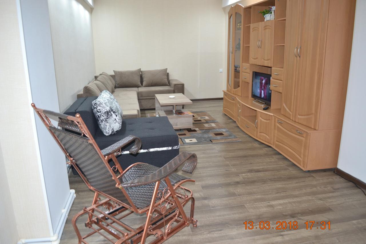 טביליסי Apartment On Ikalto 8 מראה חיצוני תמונה